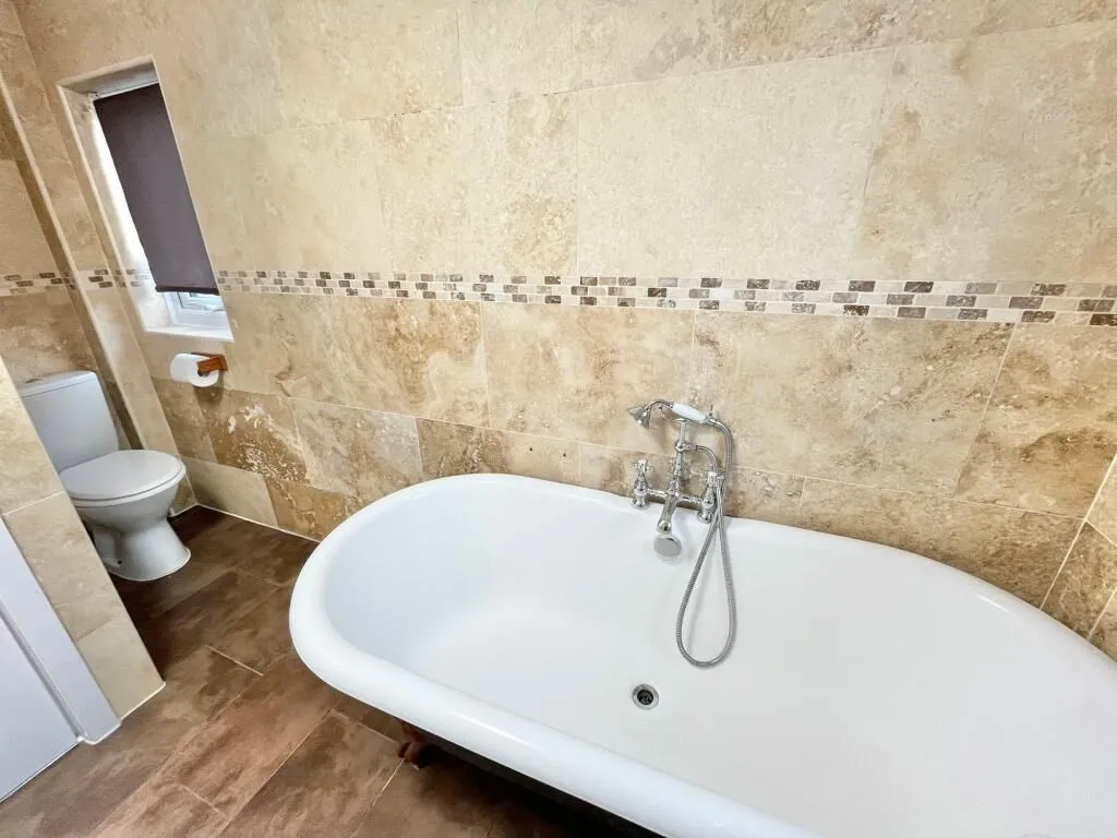 Mullion Road, Liverpool, Merseyside, L11 0DA - Online Auctions