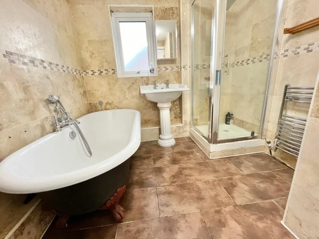 Mullion Road, Liverpool, Merseyside, L11 0DA - Online Auctions