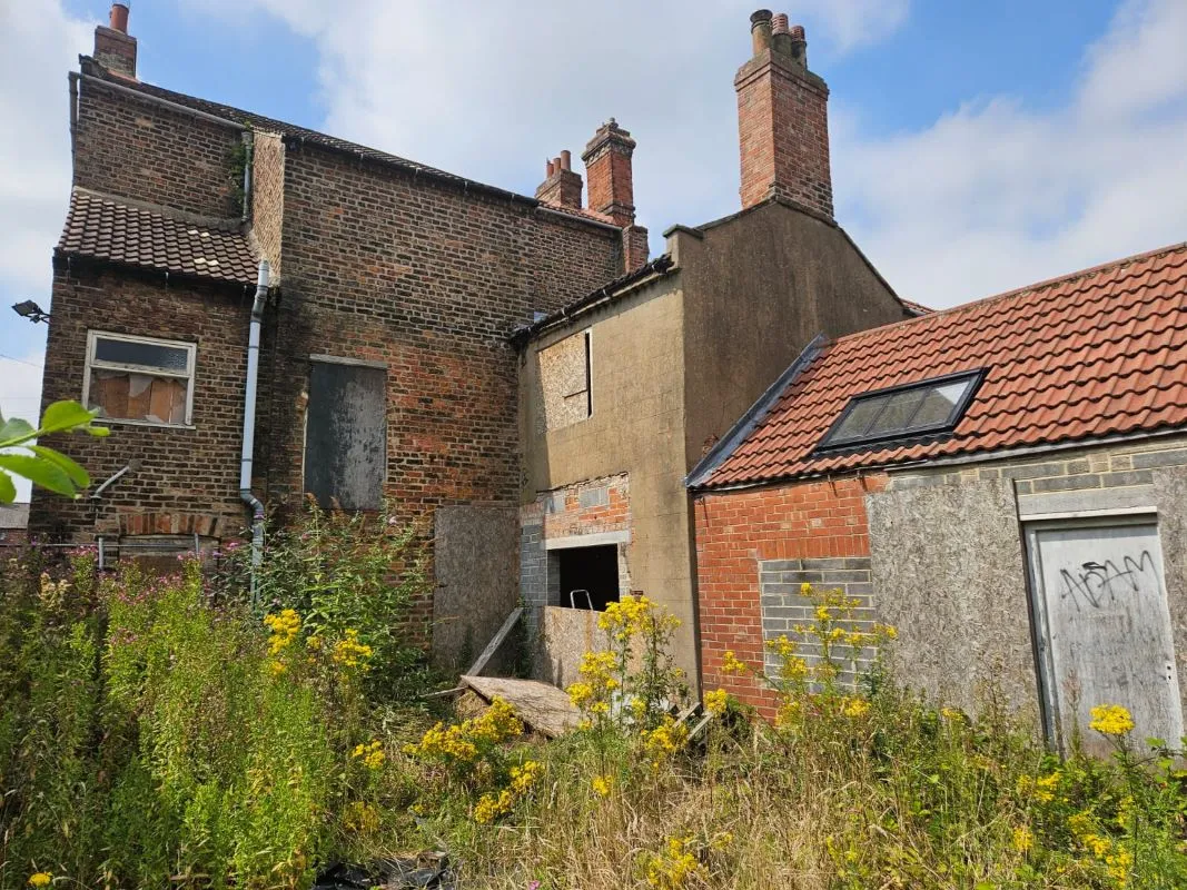 Hailgate, Howden, Goole, North Humberside, DN14 7ST - Online Auctions
