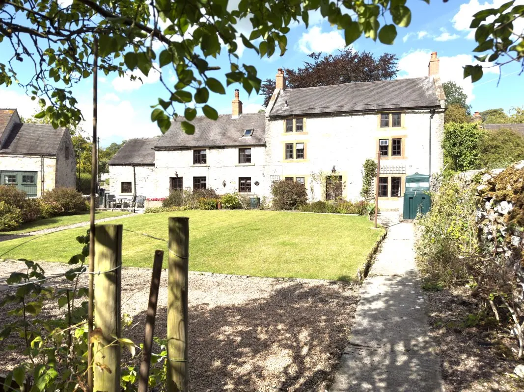 Church Gates Cottage, Parwich, Ashbourne, Derbyshire, DE6 1QL - Online Auctions