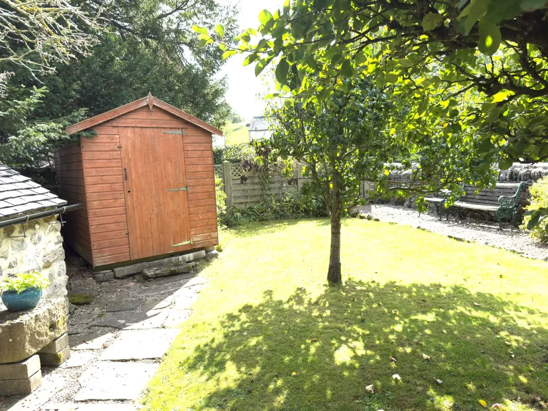 Church Gates Cottage, Parwich, Ashbourne, Derbyshire, DE6 1QL - Online Auctions