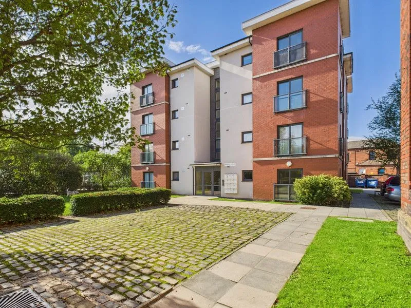 Frappell Court, Central Way, Warrington, Cheshire, WA2 7TD - Online Auctions