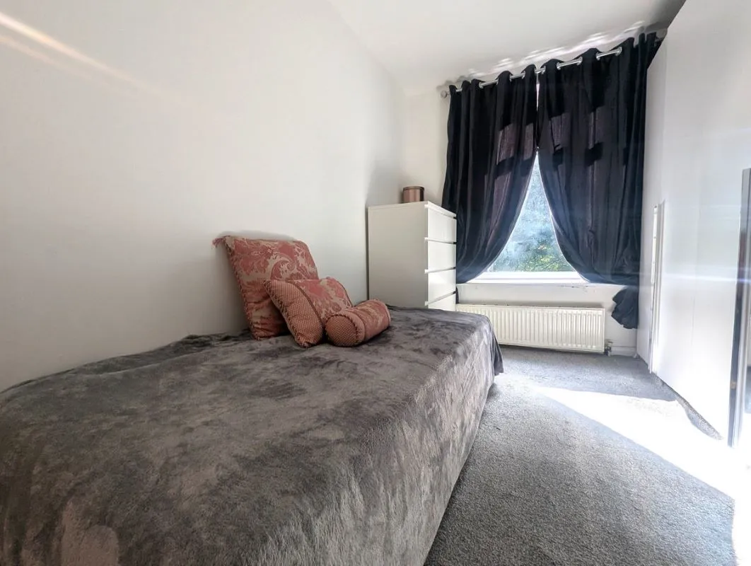Middleton Road, Chadderton, Oldham, Lancashire, OL9 9SN - Online Auctions