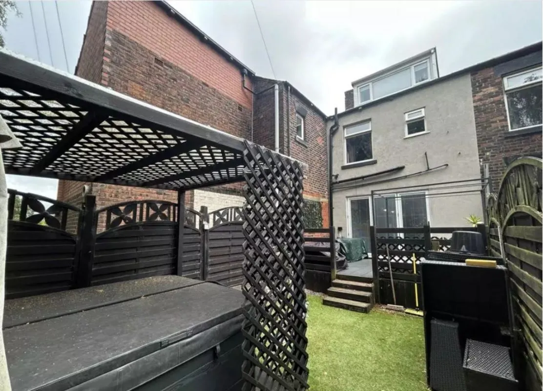 Middleton Road, Chadderton, Oldham, Lancashire, OL9 9SN - Online Auctions