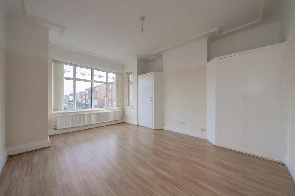 Liverpool Road, Crosby, Liverpool, Merseyside, L23 5SJ - Online Auctions
