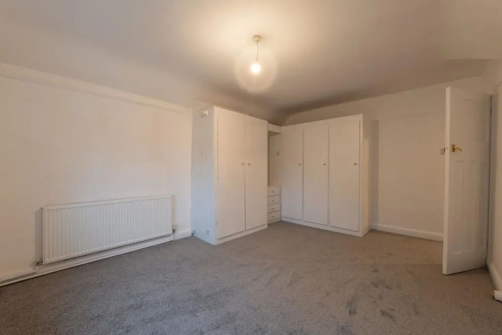 Heathlands Road, Sutton Coldfield, West Midlands, B73 5DY - Online Auctions