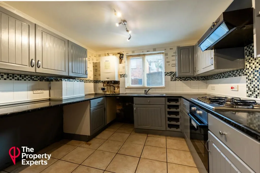 Clifton Street, Reading, Berkshire, RG1 7YE - Online Auctions
