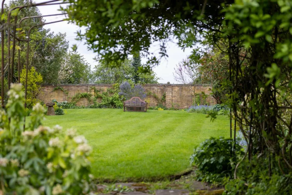 Green Farm, Back Lane, Coleshill, Birmingham, West Midlands, B46 2AP - Online Auctions