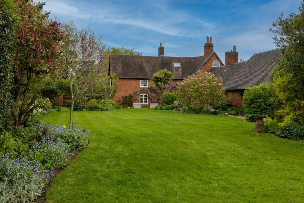 Green Farm, Back Lane, Coleshill, Birmingham, West Midlands, B46 2AP - Online Auctions
