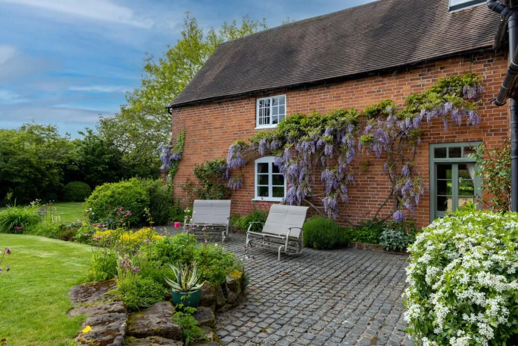 Green Farm, Back Lane, Coleshill, Birmingham, West Midlands, B46 2AP - Online Auctions