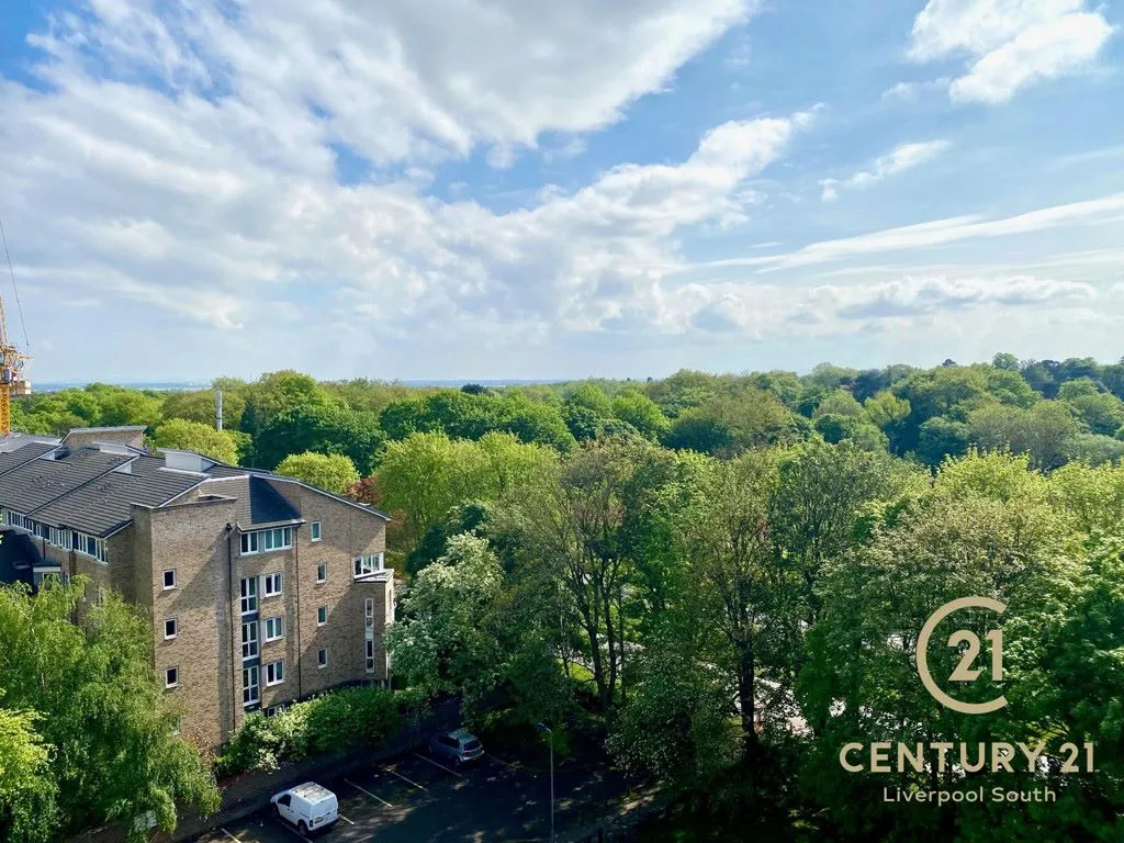 Dovercroft, Liverpool, Merseyside, L25 7XA - Online Auctions