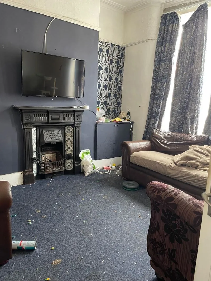 Moscow Drive, Liverpool, Merseyside, L13 7DH - Online Auctions