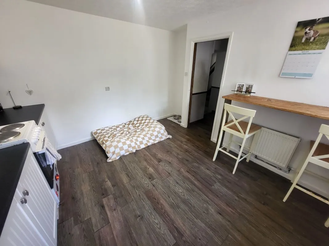 Butts Hill, Frome, Somerset, BA11 1HR - Online Auctions