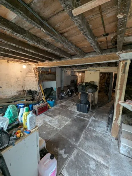 High Street, Uppermill, Oldham, Lancashire, OL3 6HA - Online Auctions