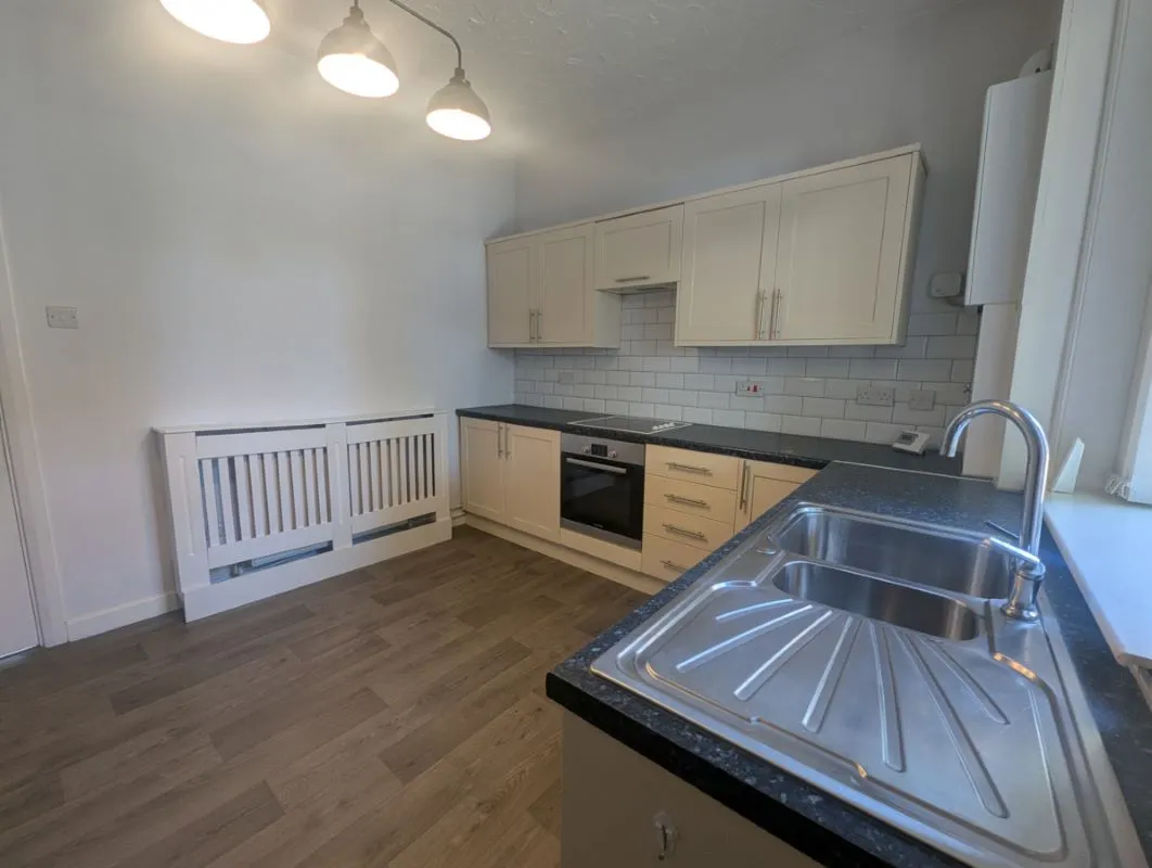 Princess Street, Lees, Oldham, Lancashire, OL4 5AF - Online Auctions