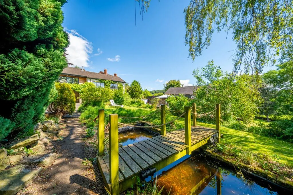 Braystones, Front Street, Fritchley, Belper, Derbyshire, DE56 2FT - Online Auctions