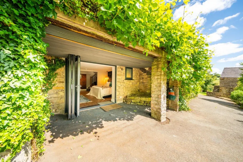 Braystones, Front Street, Fritchley, Belper, Derbyshire, DE56 2FT - Online Auctions