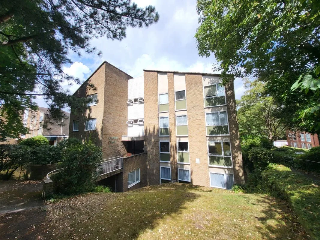 Quarry Chase, Poole Road, Bournemouth, Dorset, BH4 9DD - Online Auctions