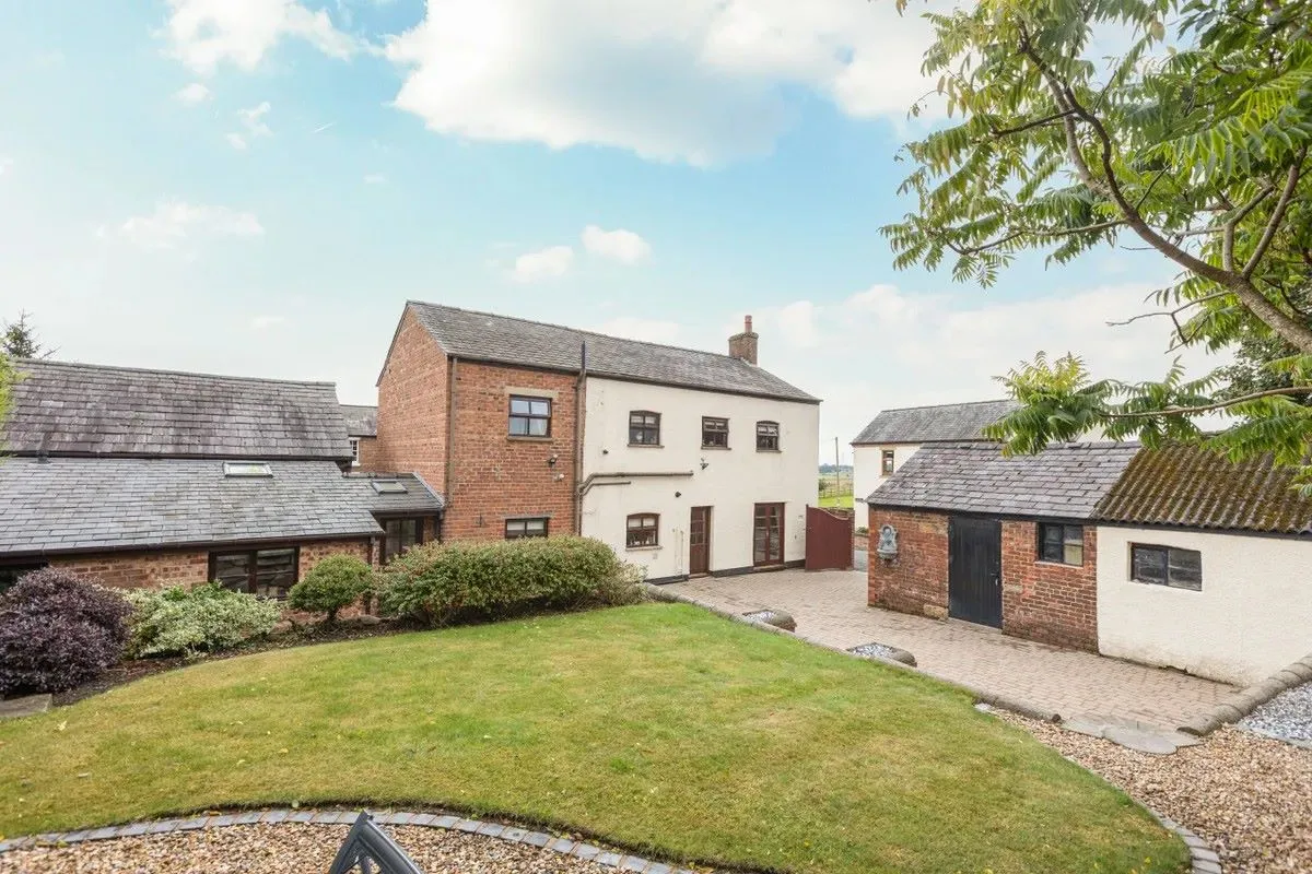 Grange Lane, Newton, Preston, Lancashire, PR4 3RS - Online Auctions