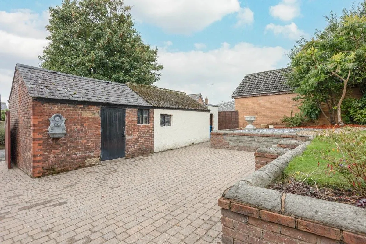 Grange Lane, Newton, Preston, Lancashire, PR4 3RS - Online Auctions