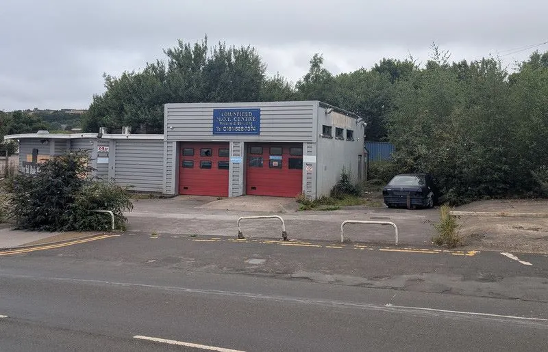 Huddersfield Road, Oldham, Lancashire, OL1 3LG - Online Auctions