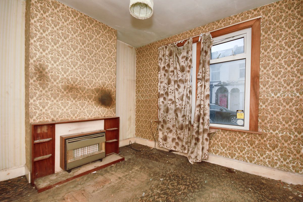57 Whitworth Road