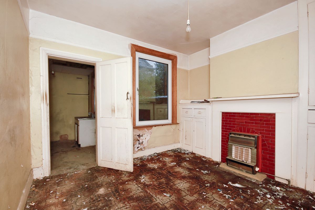 57 Whitworth Road