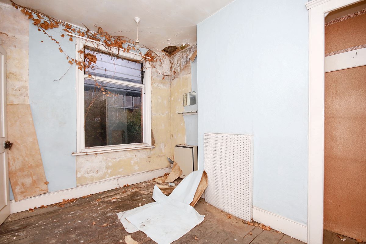 57 Whitworth Road