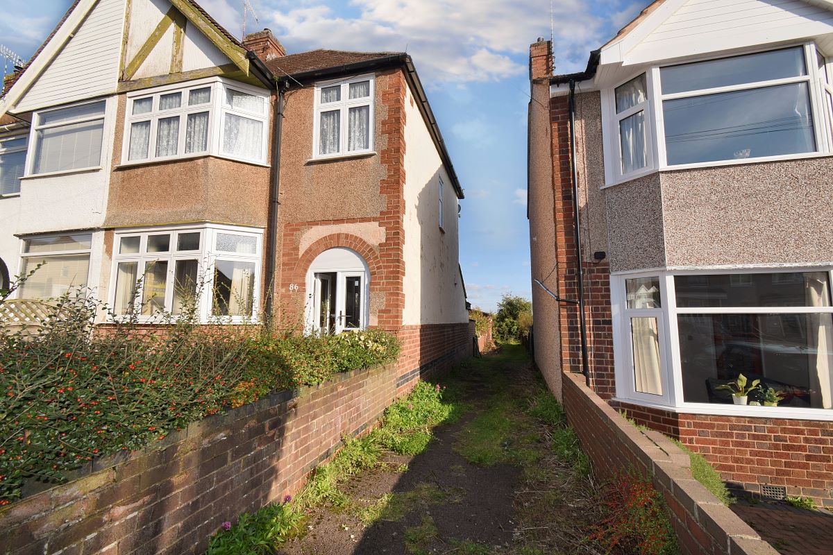 RESI – 86 Lincroft Crescent