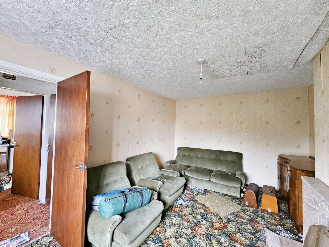 2 Tyne Close