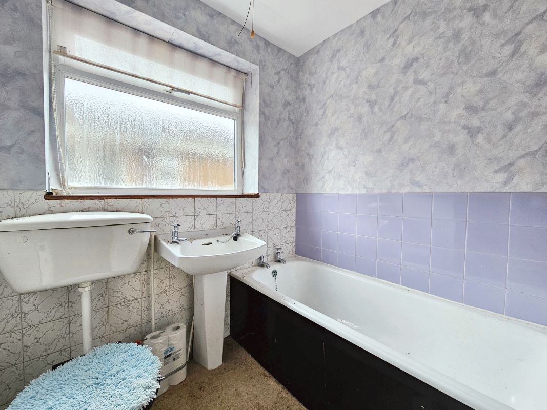 2 Tyne Close