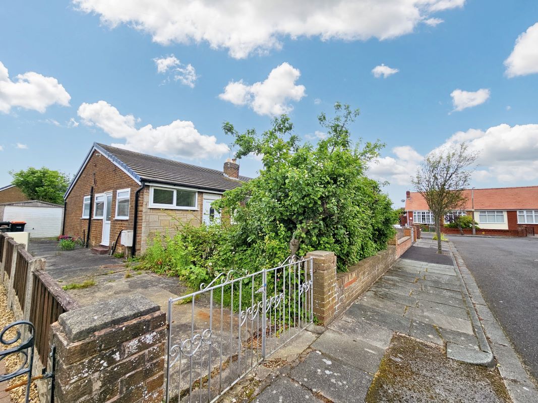 2 Tyne Close