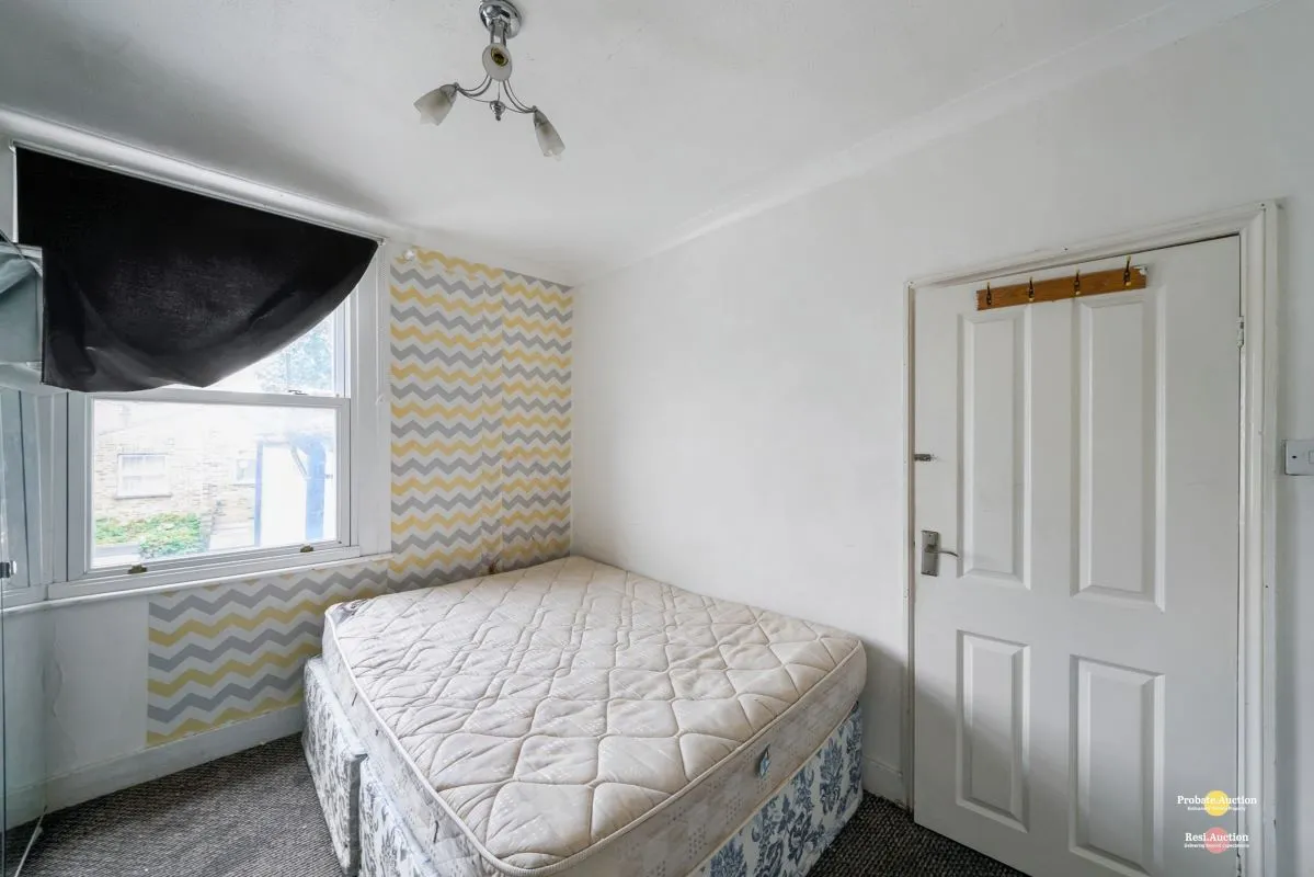 70A Furley Road, Peckham, London, SE15 5UQ