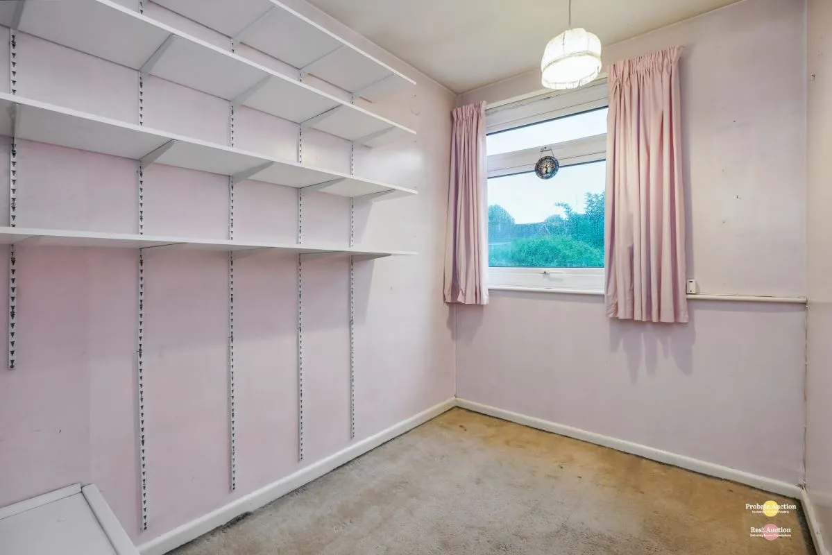 10 The Eyrie, Burton-on-Trent, Staffordshire, DE15 0DT