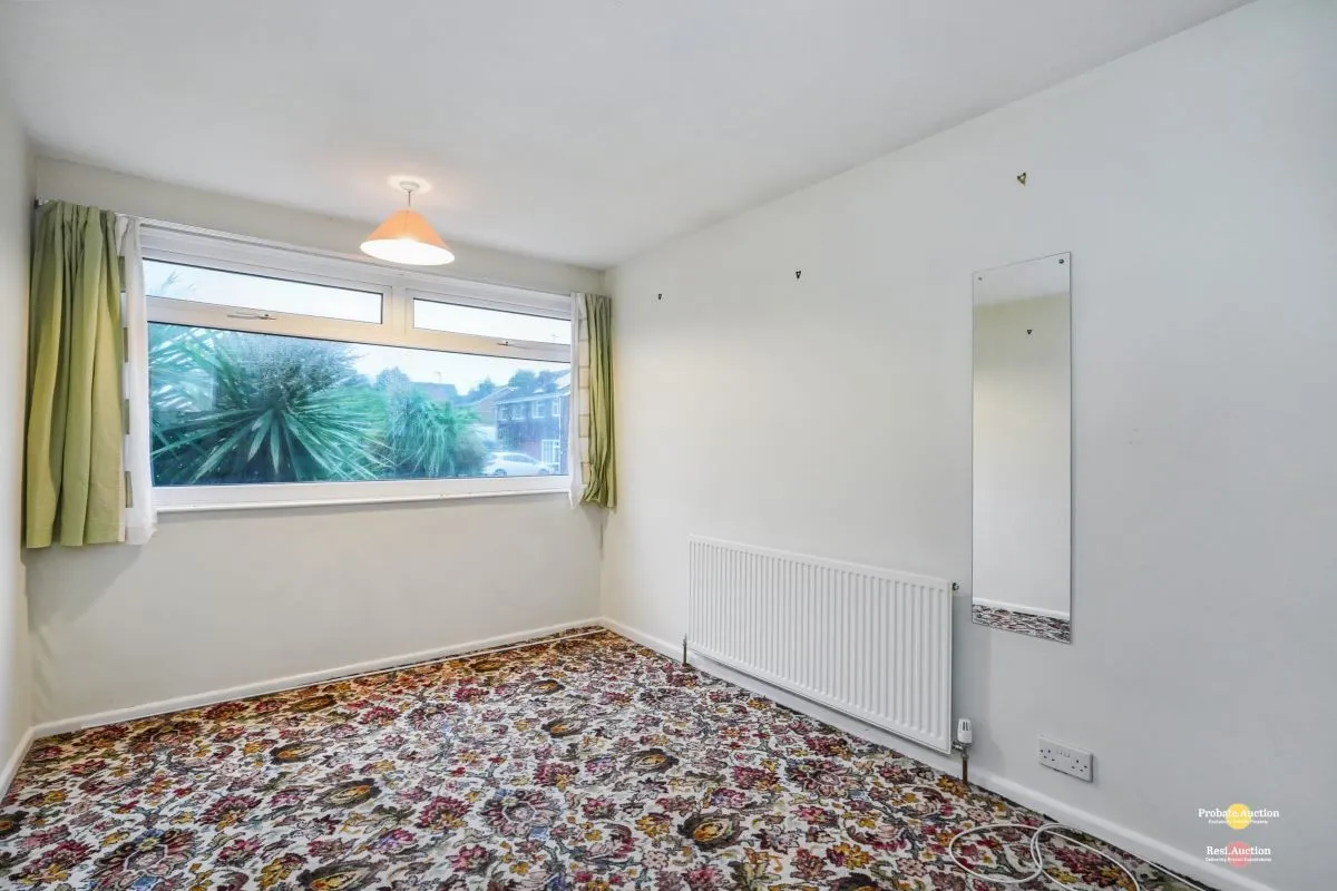 10 The Eyrie, Burton-on-Trent, Staffordshire, DE15 0DT