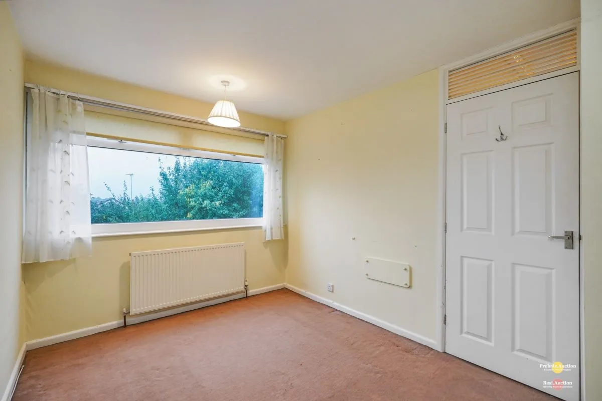 10 The Eyrie, Burton-on-Trent, Staffordshire, DE15 0DT