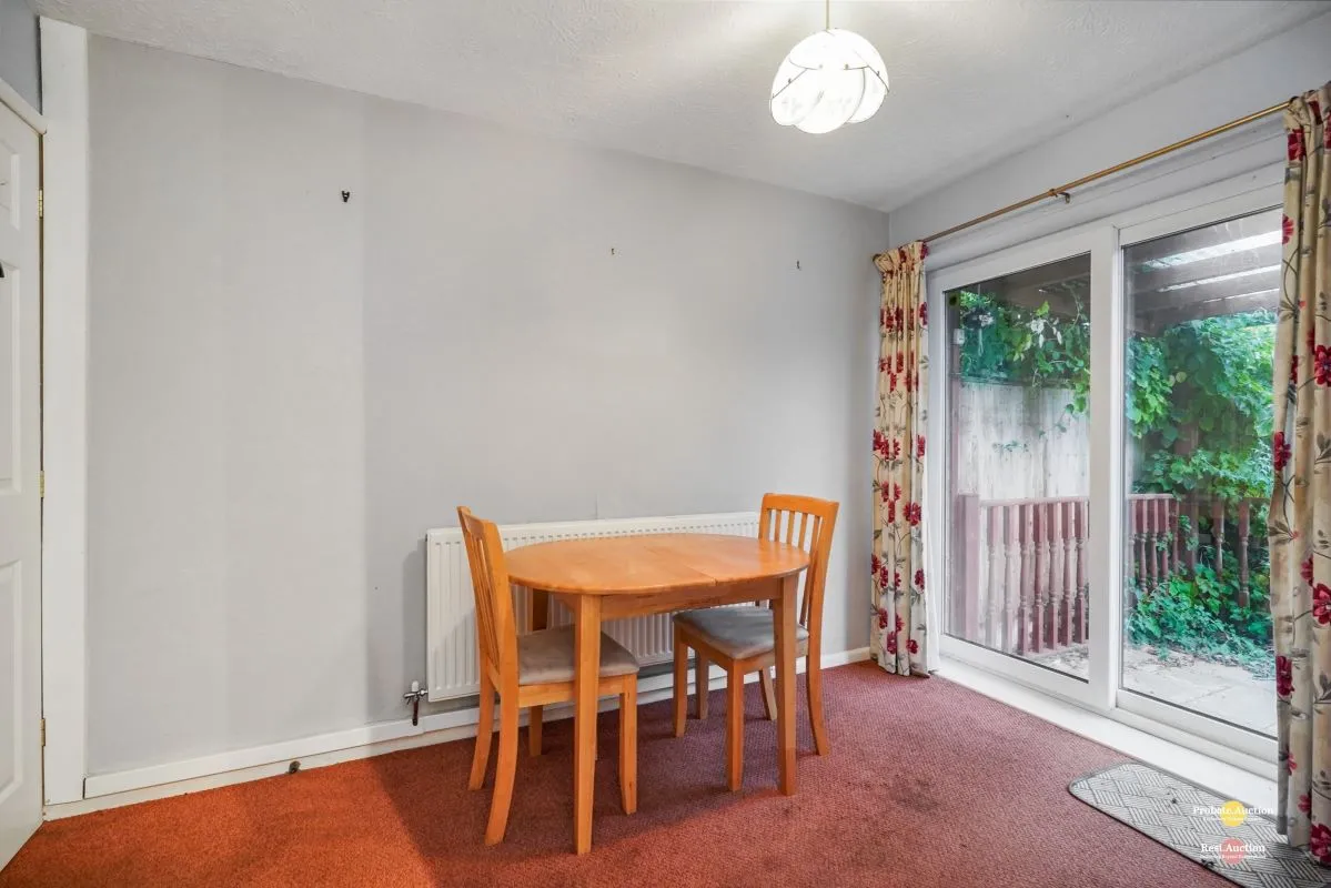 10 The Eyrie, Burton-on-Trent, Staffordshire, DE15 0DT