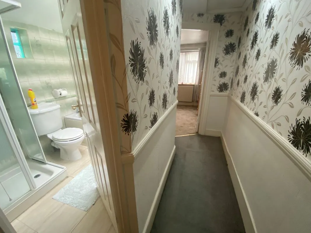 63 Manor Park Road, East Finchley, London, N2 0SN