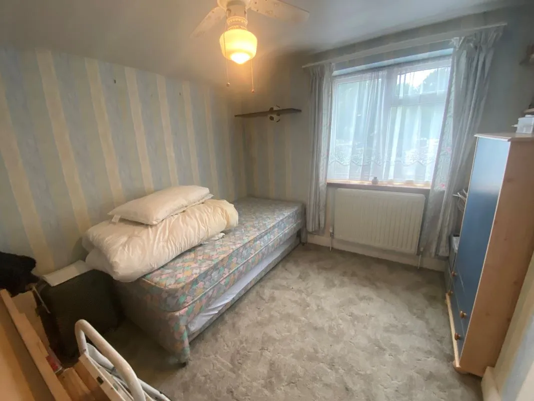 63 Manor Park Road, East Finchley, London, N2 0SN