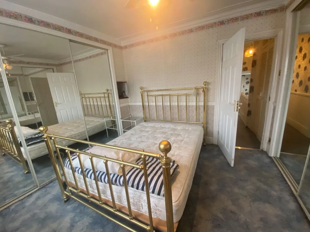 63 Manor Park Road, East Finchley, London, N2 0SN