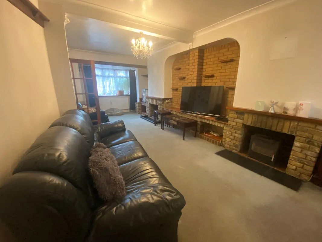 63 Manor Park Road, East Finchley, London, N2 0SN