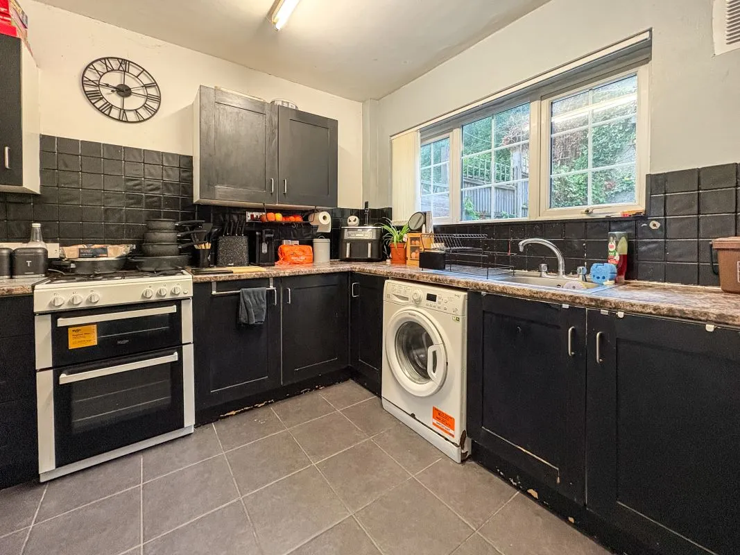 114 Newland Road, Bristol, Avon, BS13 9DY