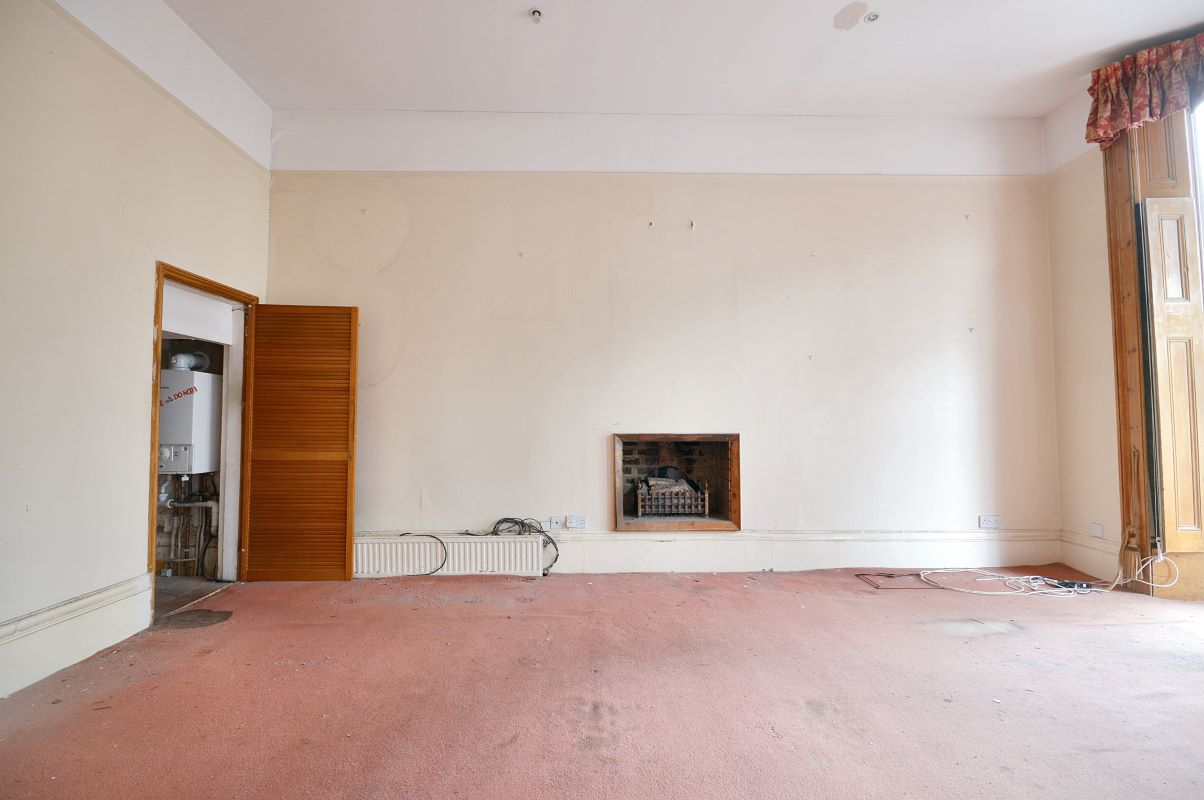 43 Holland Road