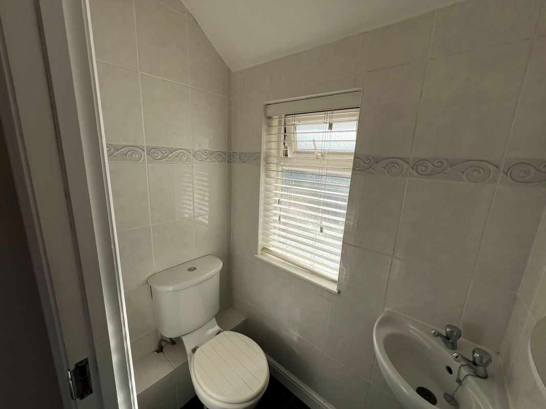 RESI – Flat 2b, Ivy Crescent