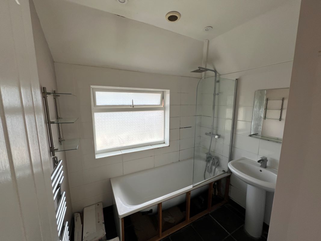 RESI – Flat 2b, Ivy Crescent