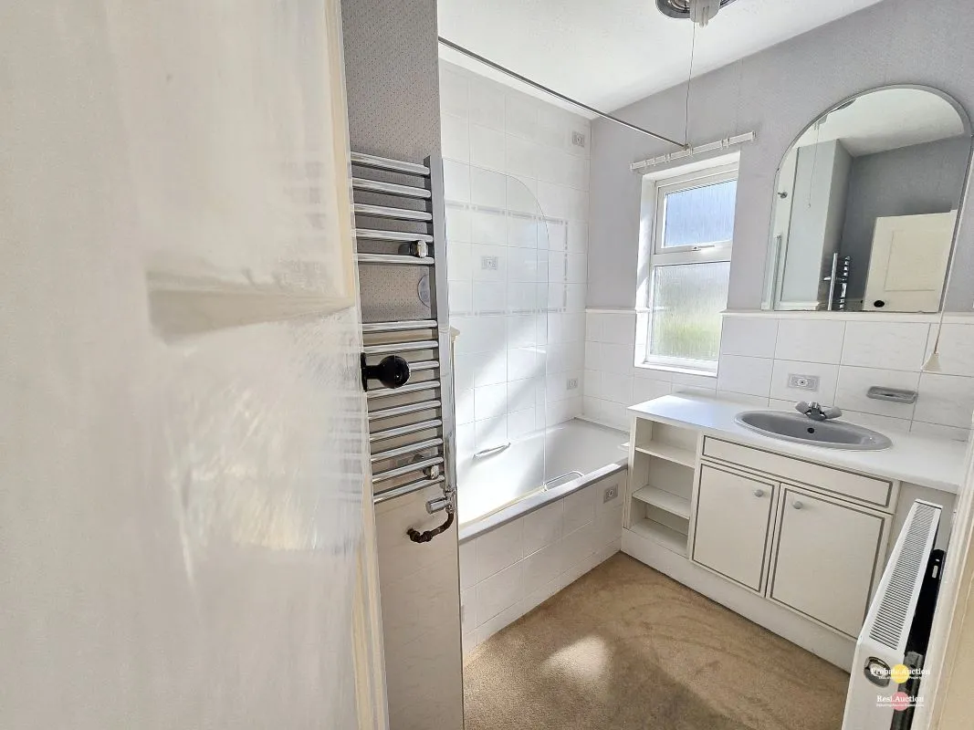 RESI – 1 Beeston Fields Drive