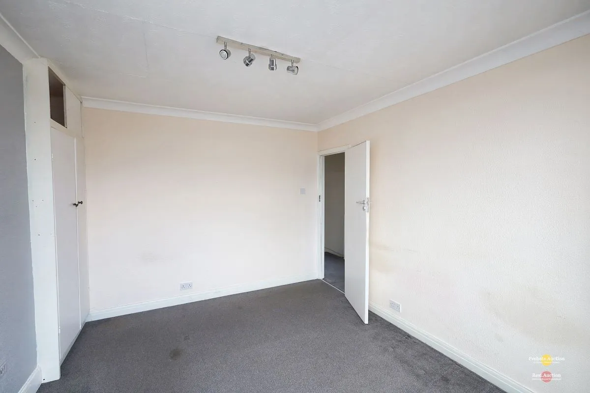 RESI – 79 Turner Road