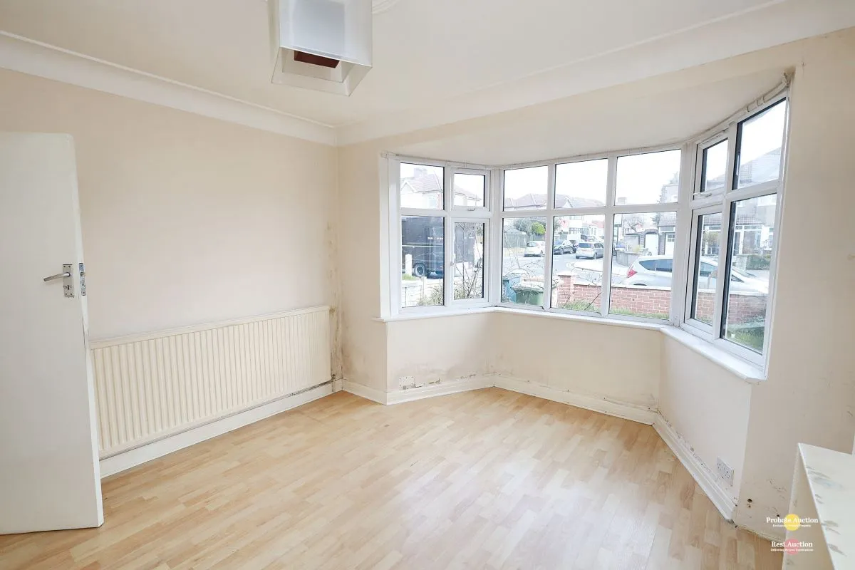 RESI – 79 Turner Road