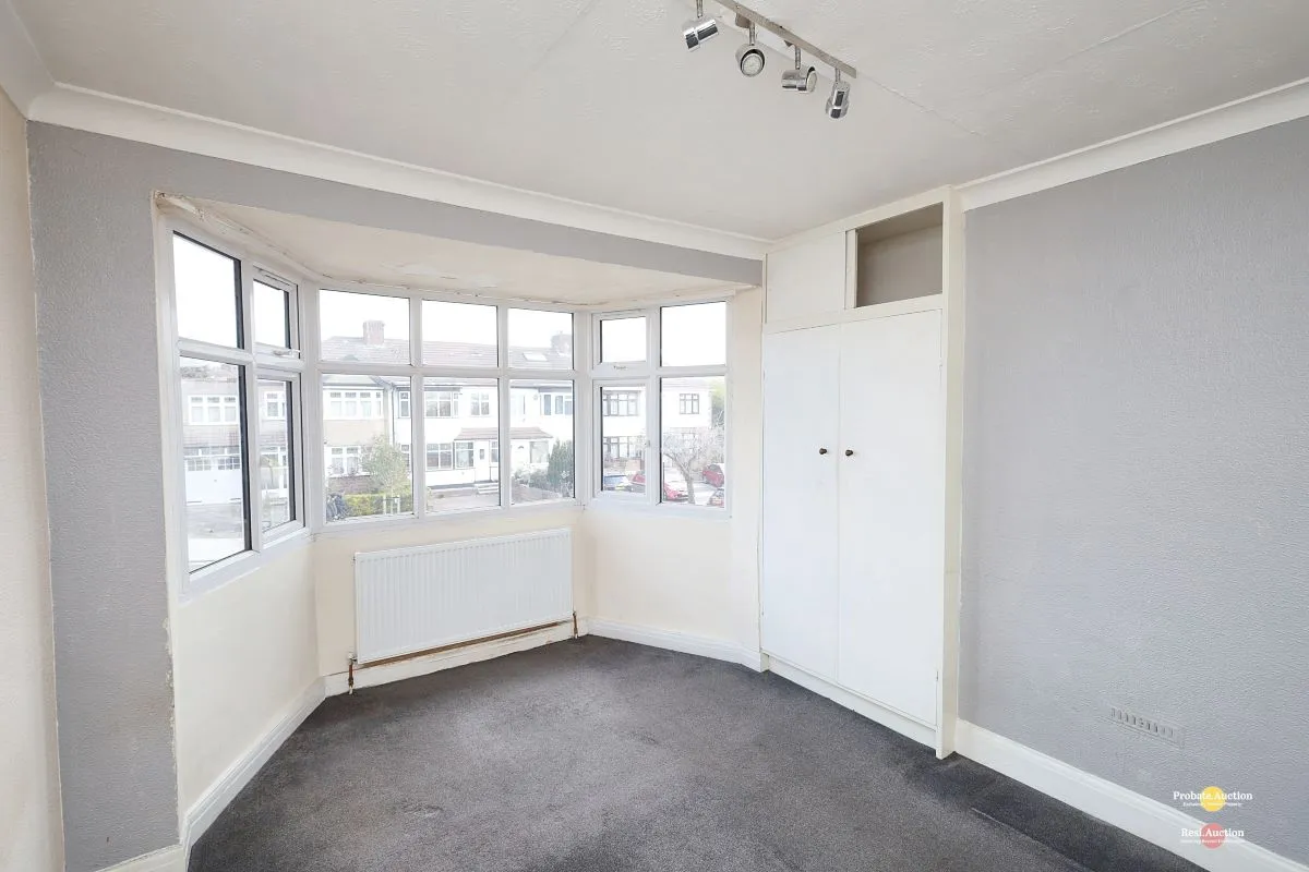 RESI – 79 Turner Road