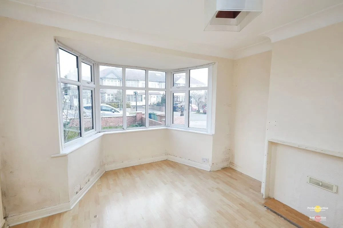 RESI – 79 Turner Road